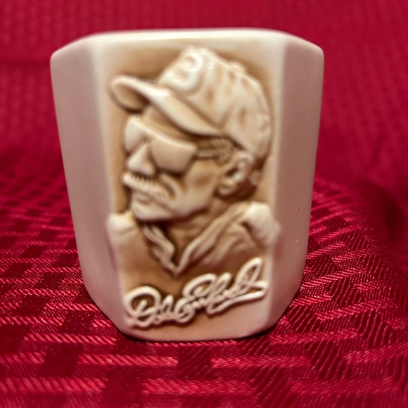 Nascar Lug Nut Shot Glasses - Picture 4 of 6